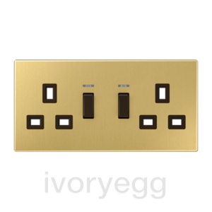 Centre plate for switched 13A BS socket, 2-gang classic brass with indicator light
